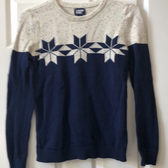 Lands’ End bundle. A long sleeve flipy tee and a sweater. T is large sweater XL. - Picture 3 of 13